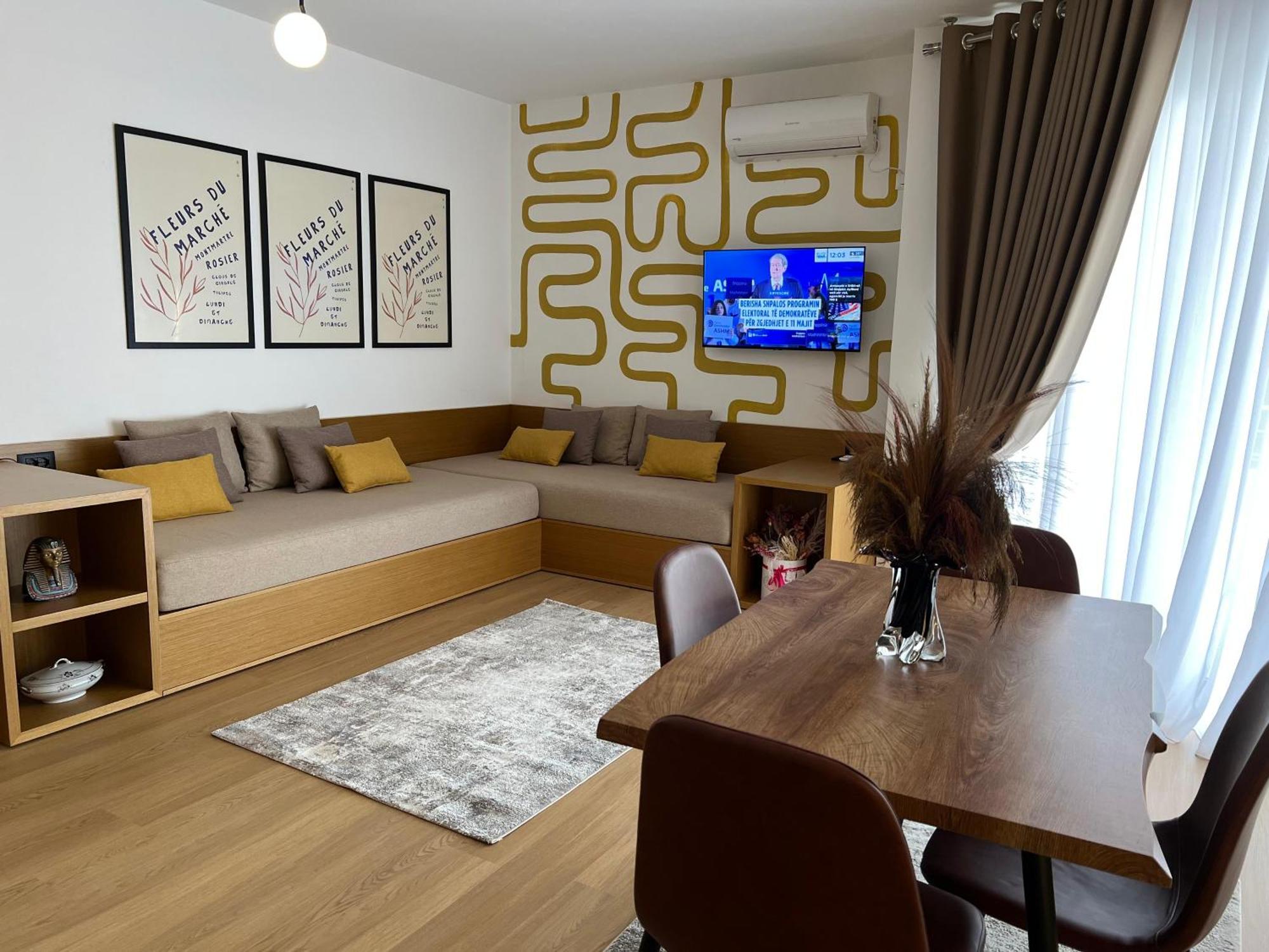 Flora Apartments Sarandë Buitenkant foto