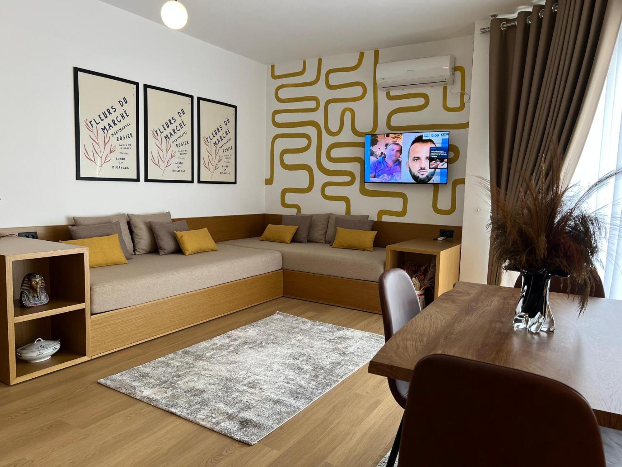 Flora Apartments Sarandë Buitenkant foto