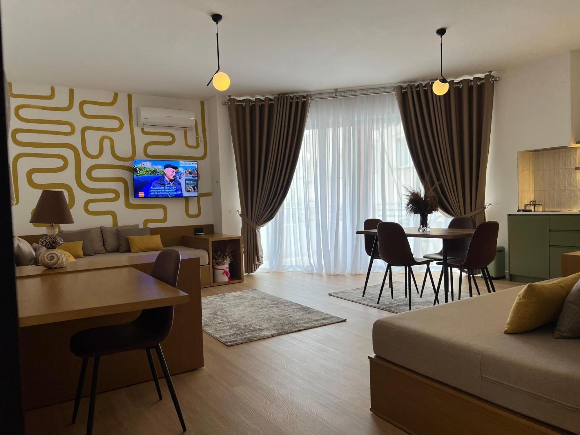 Flora Apartments Sarandë Buitenkant foto