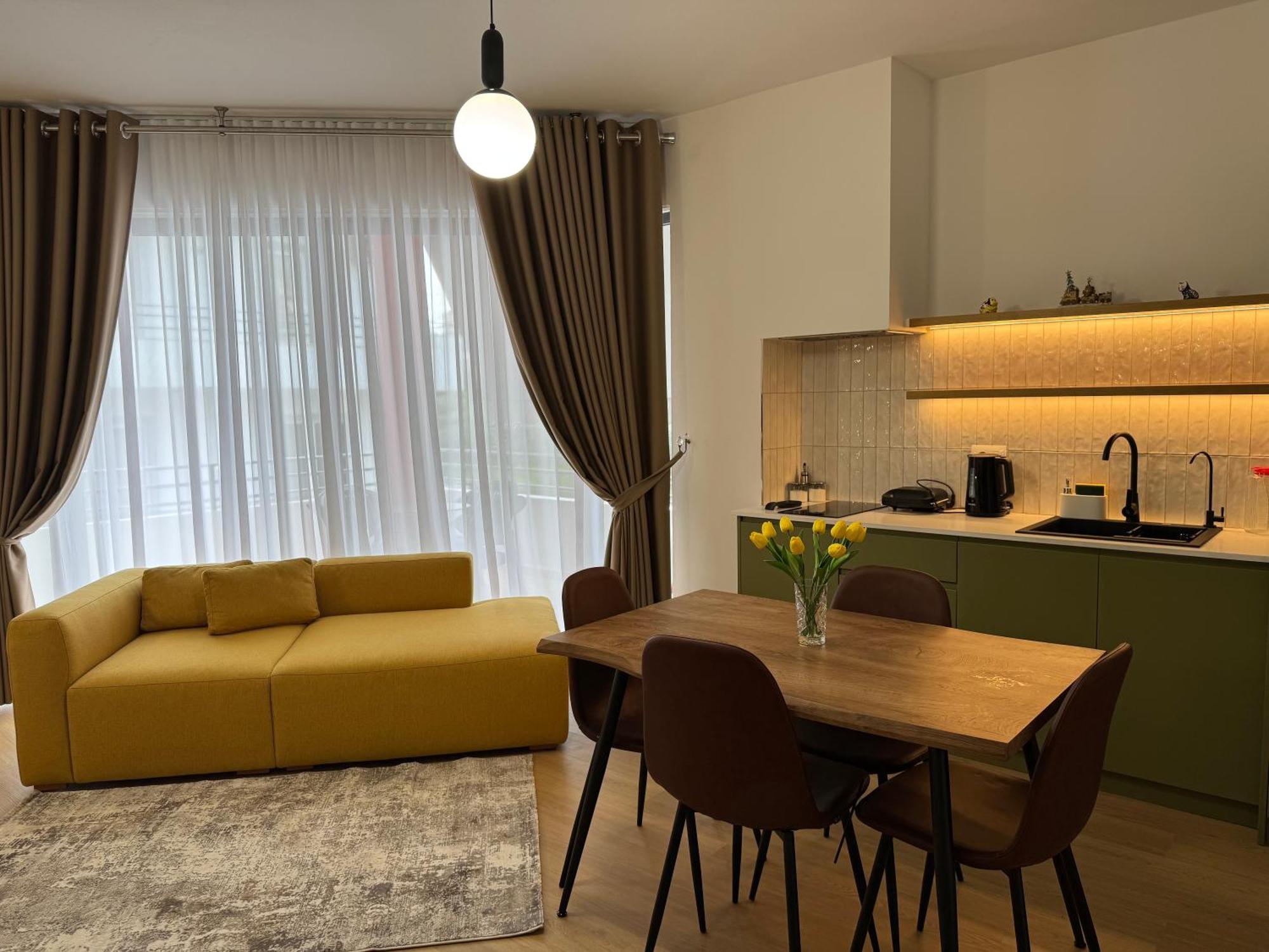 Flora Apartments Sarandë Buitenkant foto